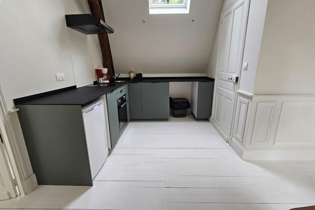 Apartment T2 De La Prefecture Arras
